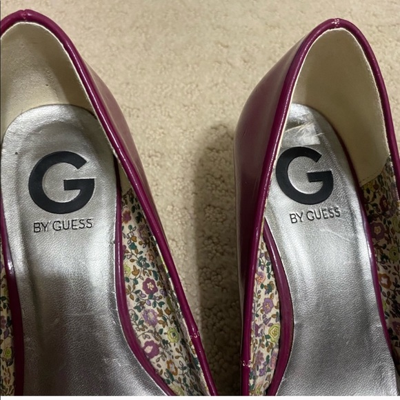 G By GUESS Kitten Heels Size 6 - Picture 6 of 7